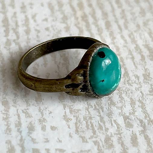 Simple Mini Bronze Turquoise Ring / Jemný bronzový prsteň s tyrkysom E035