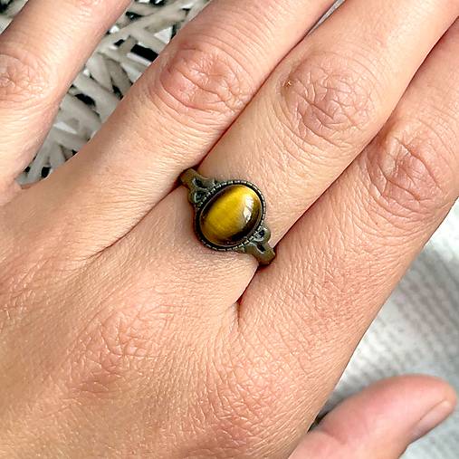 Simple Mini Bronze Tiger Eye Ring / Jemný bronzový prsteň s tigrím okom E035