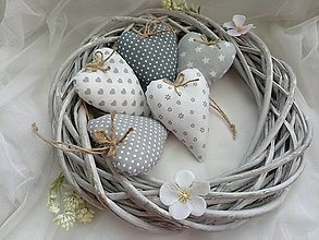 Darčeky pre svadobčanov - Sivé levanduľové srdiečká - 16624261_