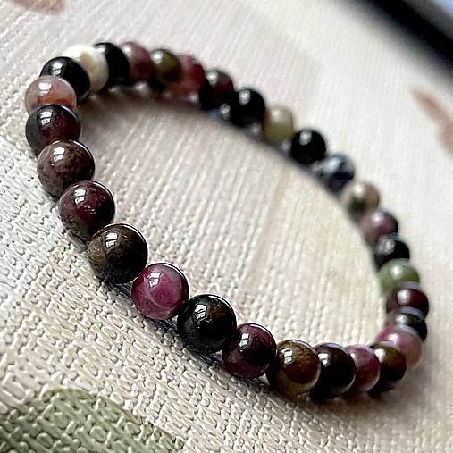 ZĽAVA 10% Multicolor Tourmaline Bracelet / Elastický náramok s pravým farebným turmalínom P-101