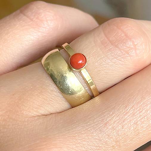 Red Coral AG925 Gold Plated Ring / Jemný strieborný pozlátený prsteň s koralom E040