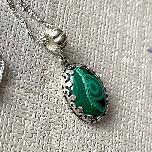 Malachite Filigree Pendant AG925 / Strieborný prívesok s prírodným malachitom E040