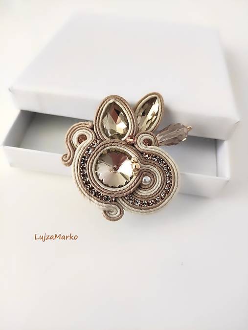 Brošne - Dobromila soutache brošňa - 16650595_
