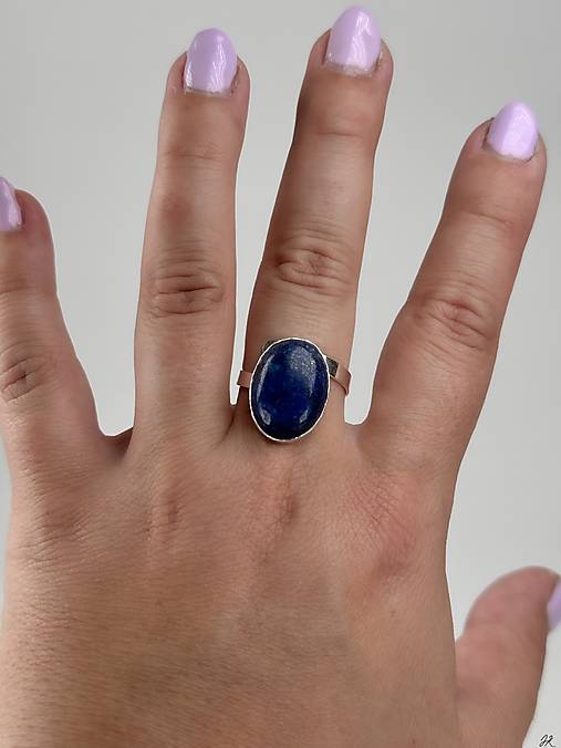 Nastaviteľný strieborný 925/1000 prsteň s lapis lazuli
