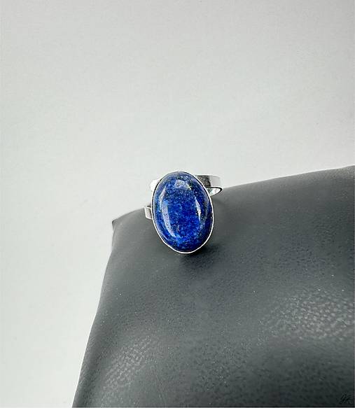 Nastaviteľný strieborný 925/1000 prsteň s lapis lazuli