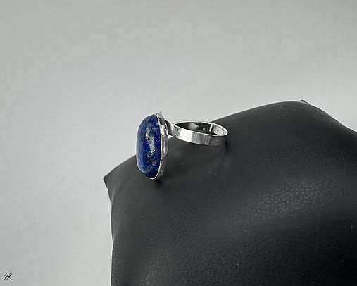 Nastaviteľný strieborný 925/1000 prsteň s lapis lazuli
