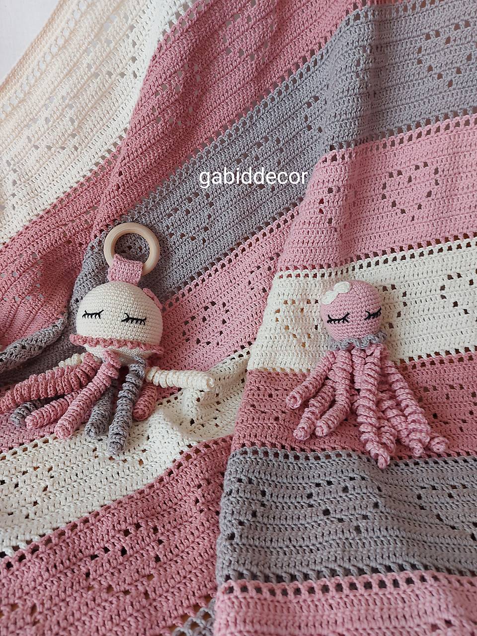Detská bavlnená háčkovaná deka do kočíka, postieľky, chobotnička hrkálka, detská chobotnička