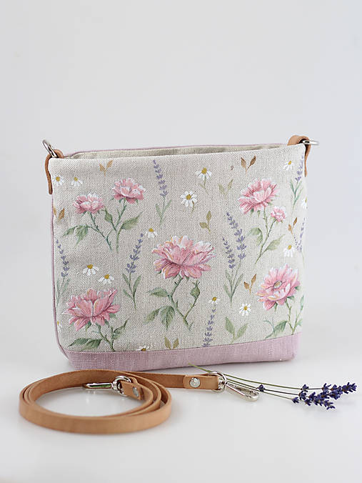 Malá elegantná dámska letná kabelka s ručne maľovanými kvetmi, malá crossbody kabelka "Rosie"