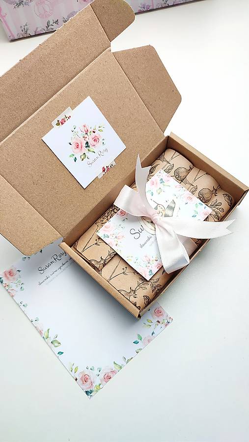 Darčeky pre svadobčanov - Vyšívané svadobné srdiečka na objednávku  - 16664440_