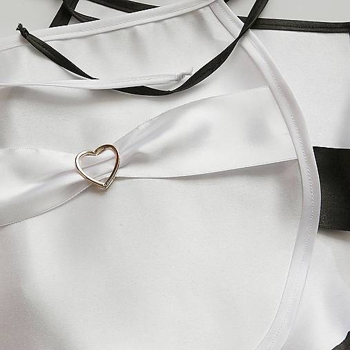 Svadobný podbradnik ONA + ON / strieborné alebo zlaté srdiečka.