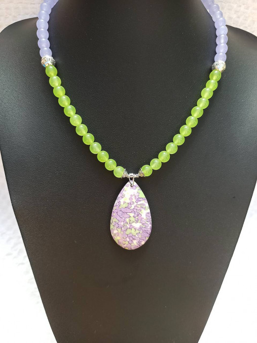 Náhrdelníky - Náhrdelník / Chalcedon, Howlit - 16671339_