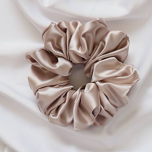 Ozdoby do vlasov - Saténová scrunchie | MAXI (Piesková) - 16674128_