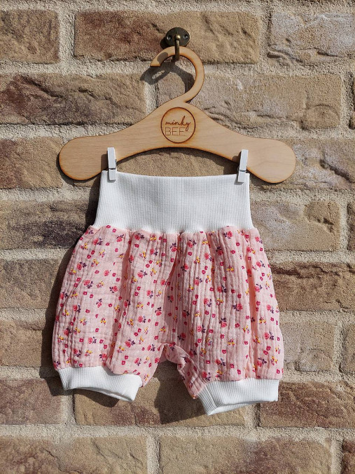 Kraťasky veľkosť 56/62, dvojitá gázovina