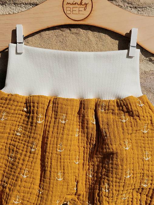 Kraťasky veľkosť 56/62, dvojitá gázovina