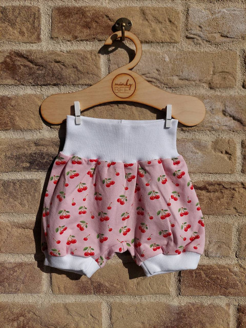 Kraťasky veľkosť 68/74, úplet