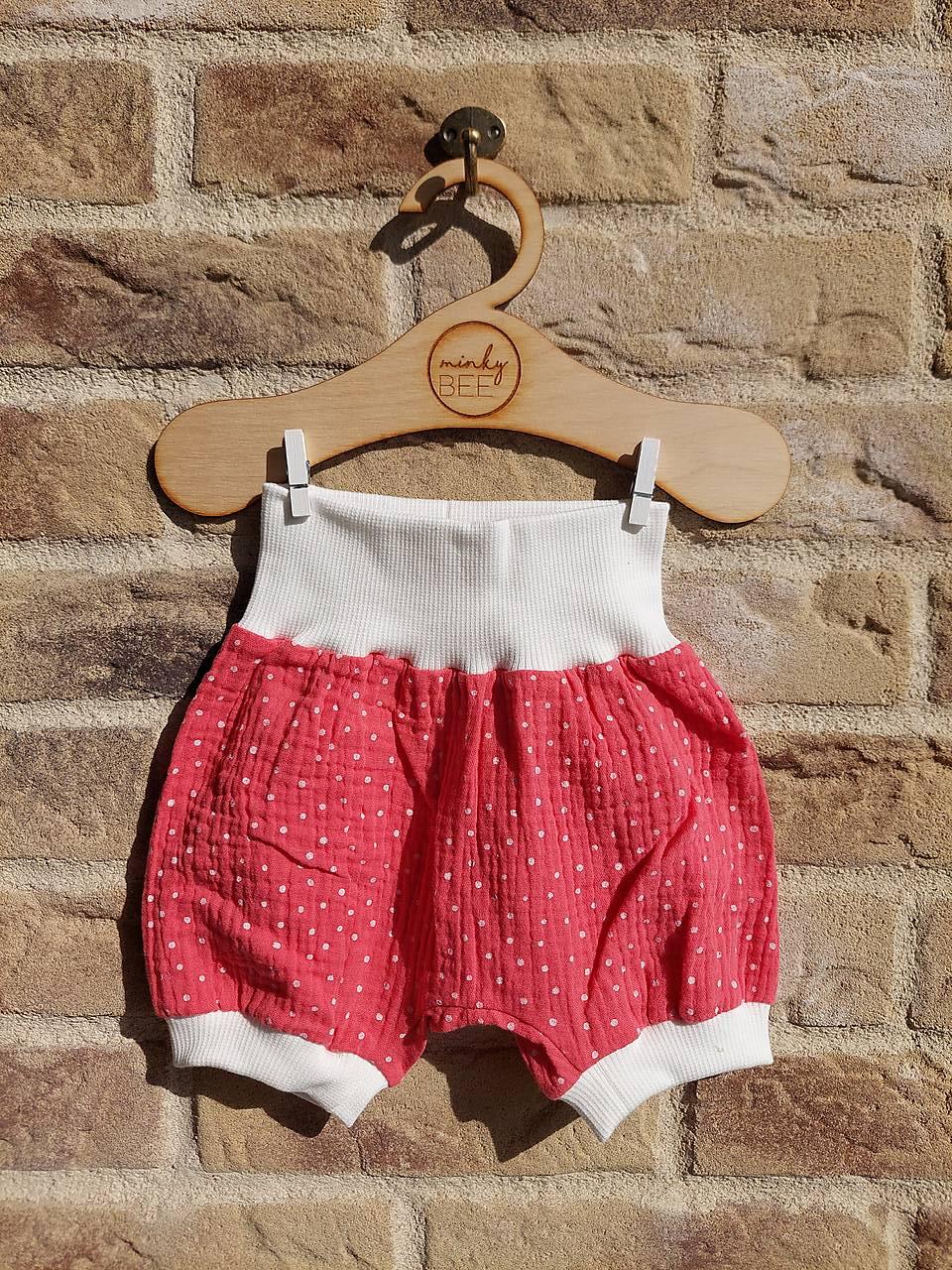 Kraťasky veľkosť 68/74, dvojitá gázovina