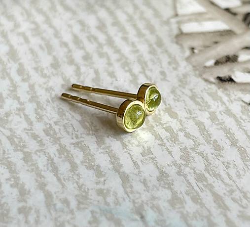 Peridot Ag925 Gold Plated Stud Earrings / Náušnice s olivínmi AG925 pozlátené E041