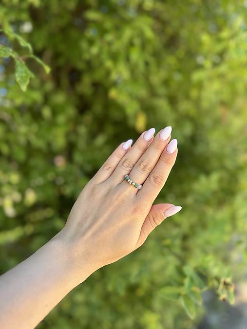 Prsteň Múdrosti a Prosperity - Diamant, Smaragd a Krištáľ