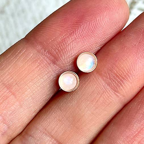 Moonstone Ag925 Rose Gold Plated Stud Earrings / Náušnice s mesačnými kameňmi AG925 pozlátené E041a