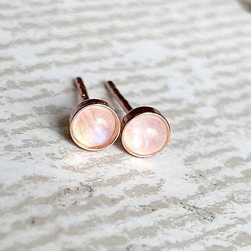 Moonstone Ag925 Rose Gold Plated Stud Earrings / Náušnice s mesačnými kameňmi AG925 pozlátené E041c