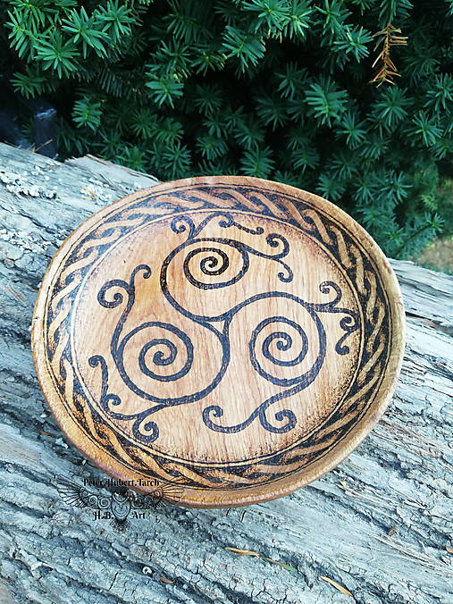 Nádoby - Keltský tanier - Triskelion - Celtic wooden plate - 16703461_