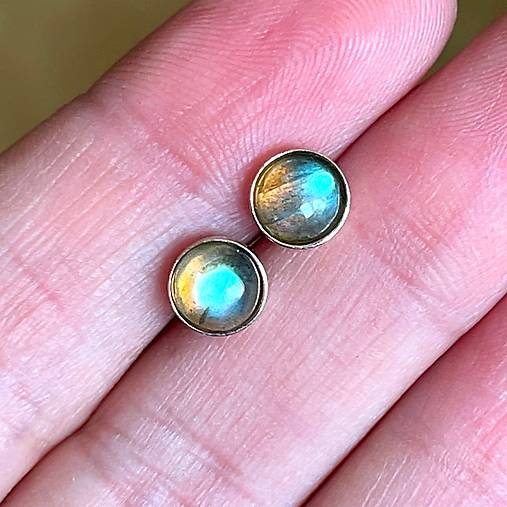 Náušnice - Labradorite AG925 Rose Gold Plated Stud Earrings / Náušnice s labradoritom AG925 pozlatené - 16708493_