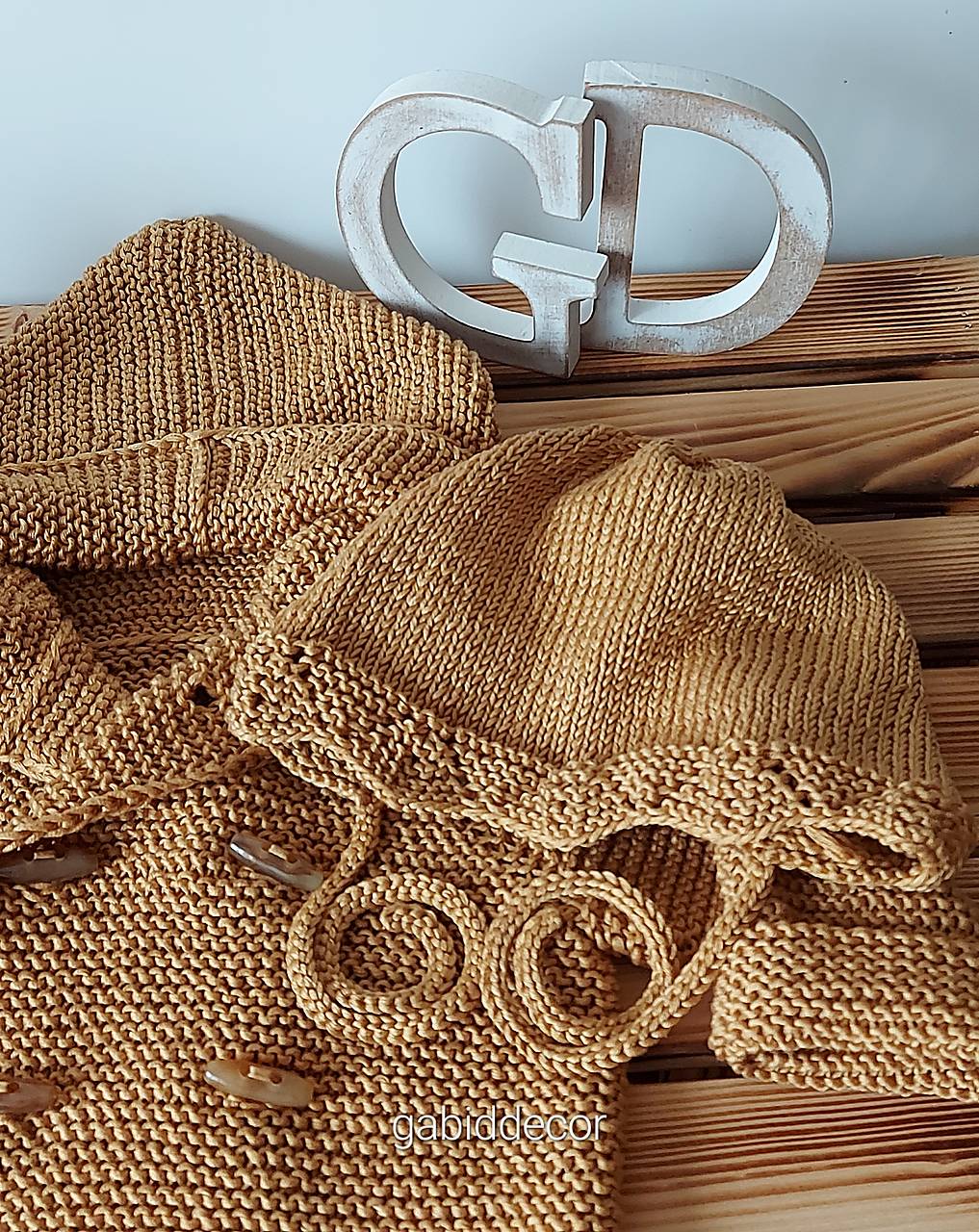 Detský štrikovaný svetrík/kabátik, čiapočka/čepček a papučky