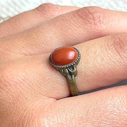 ZĽAVA 5% Simple Mini Bronze Red Jasper Ring / Jemný bronzový prsteň s jaspisom E035