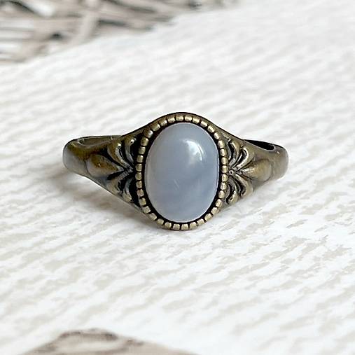 Simple Mini Bronze Grey Agate Ring / Jemný bronzový prsteň s achátom E041