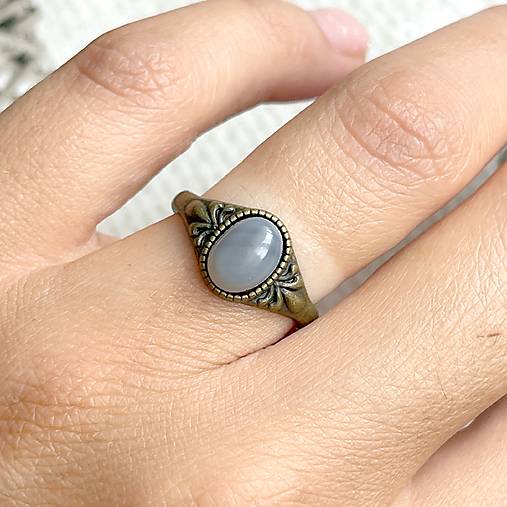 Simple Mini Bronze Grey Agate Ring / Jemný bronzový prsteň s achátom E041