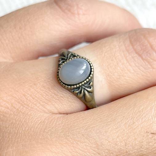 Simple Mini Bronze Grey Agate Ring / Jemný bronzový prsteň s achátom E041