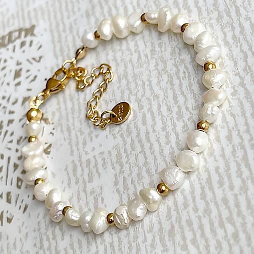 Freshwater Pearls Steel Gold Bracelet / Náramok zo sladkovodných perál, oceľ E042