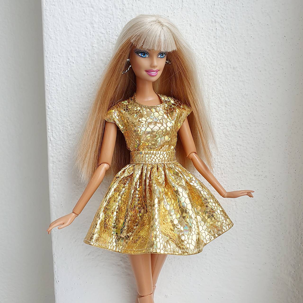 Diamantové tričko so sukňou pre Barbie