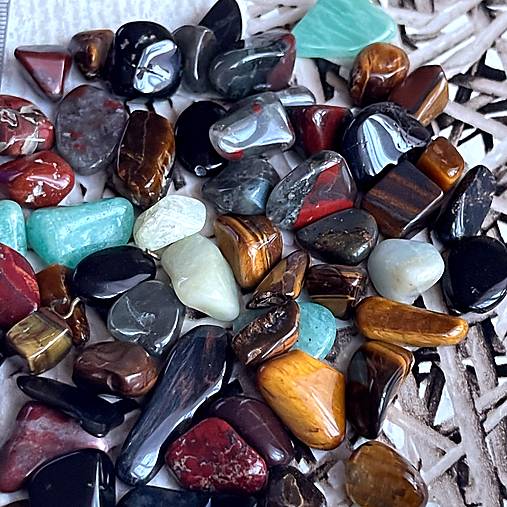 Minerály - Tromlovaný minerál mix - náhodný výber 1ks - 16732396_