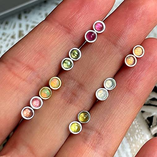 Ethiopian Opal Ag925 Stud Earrings / Náušnice s opálmi AG925 E043