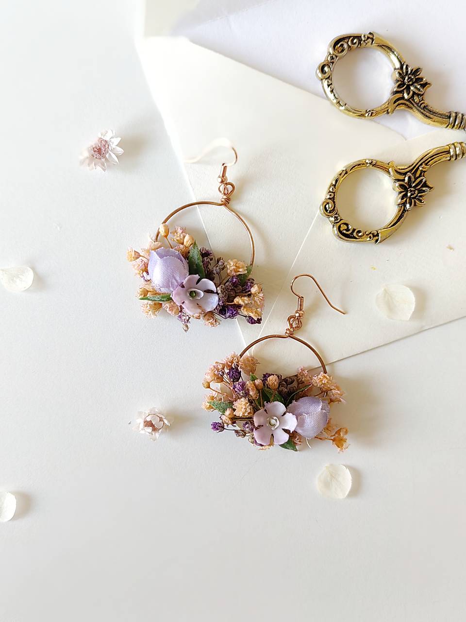 Kvetinové kruhové náušnice "tôňa večerného svitu" - 3 cm