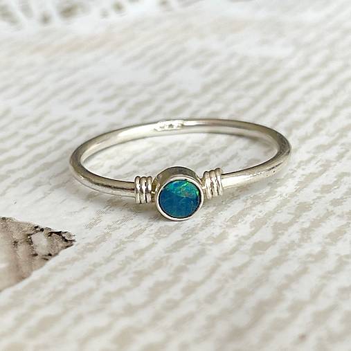 Elegant Dark Blue Australian Opal Ring Silver Ag 925 / Strieborný prsteň s austrálskym modrým opálom E044