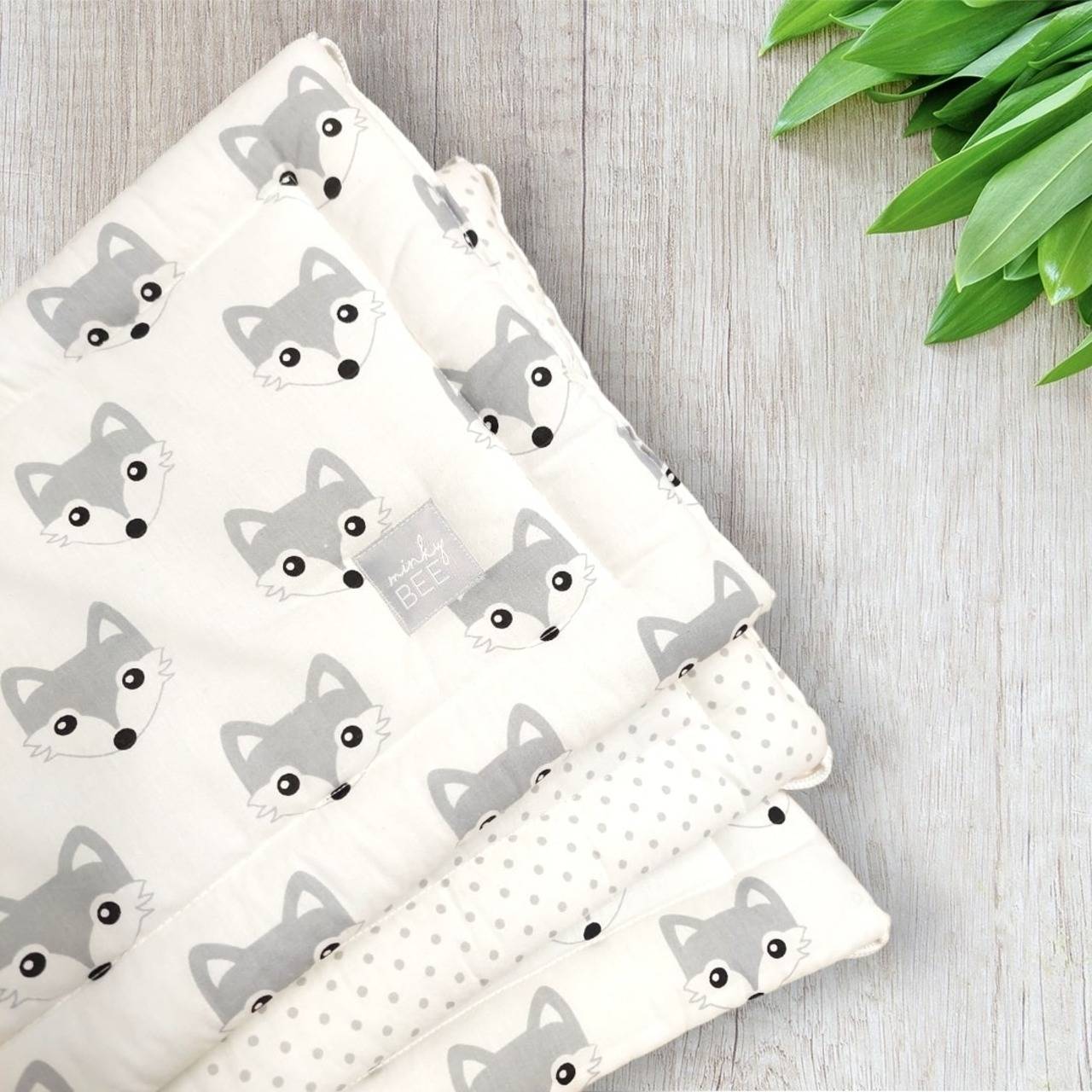 Plochý mantinel polovičný (Líšky šedé/šedé bodky)