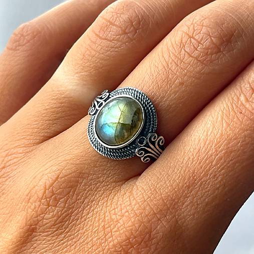 Labradorite Filigree AG925 Silver Ring  / Strieborný prsteň s labradoritom E044