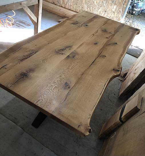 Nábytok - Masívny dubový jedalenský stôl - 16746151_