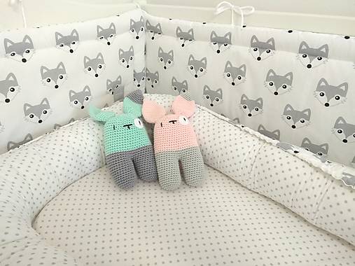 Plochý mantinel polovičný (Líšky šedé/šedé bodky)