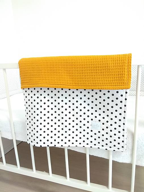 Waffle deka prechodná - ihneď k odberu (Bodky/horčicová)