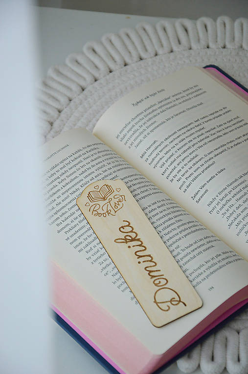 Papiernictvo - Drevená záložka - Booklover III. - 16762271_