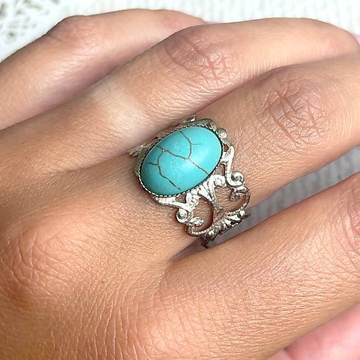 Tyrkenite Filigree Ring / Strieborný filigránový prsteň s tyrkenitom E045