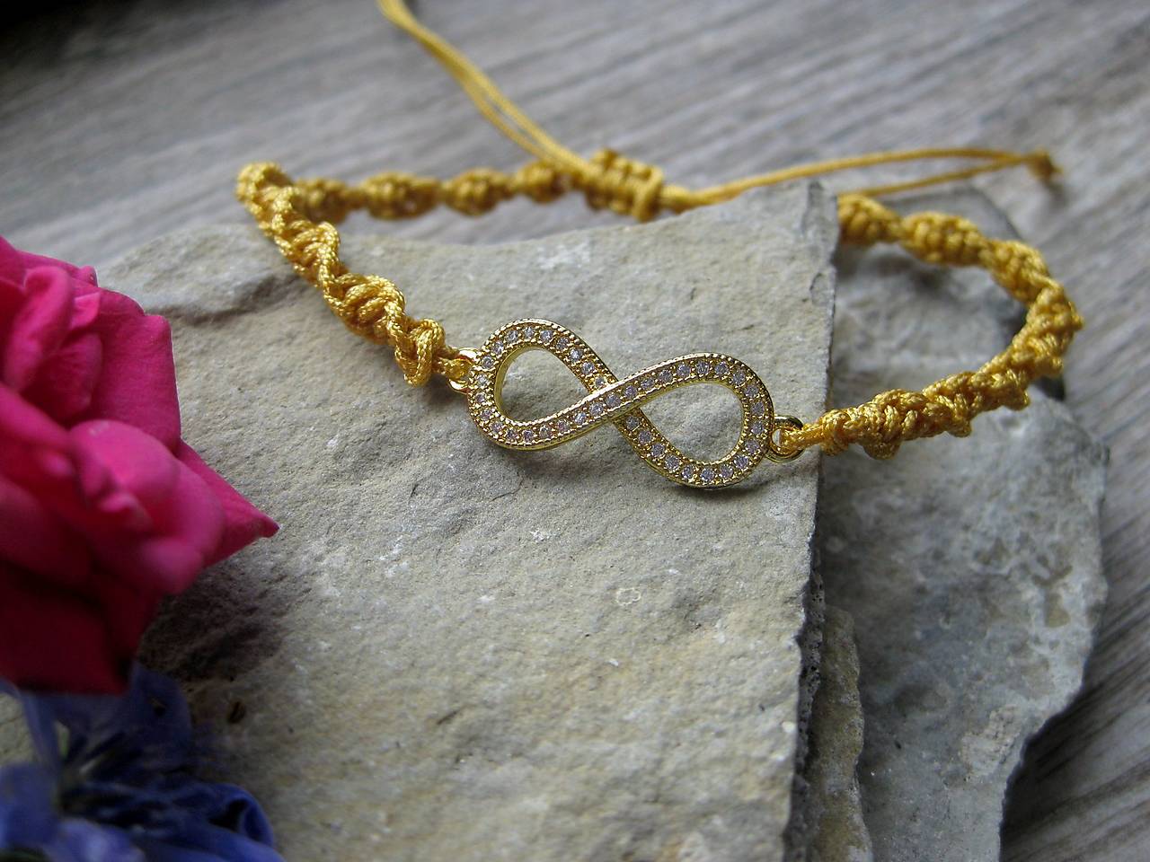 Náramok nekonečno - infinity (zlatožltý krútený, č. 4087)