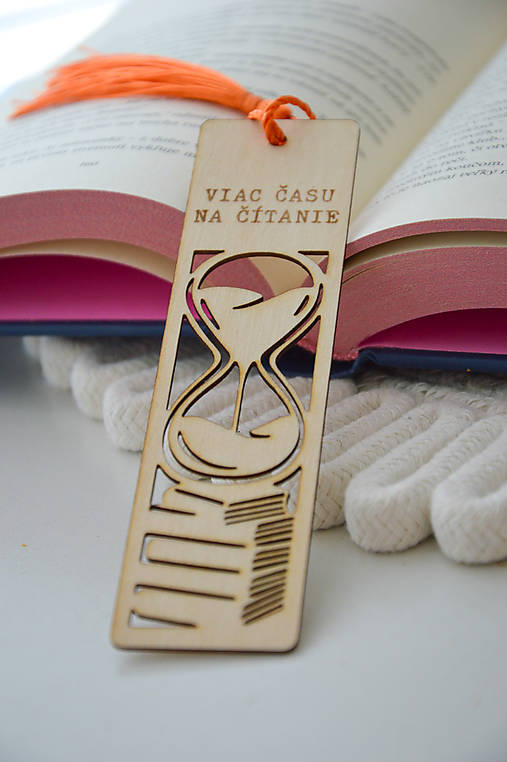 Papiernictvo - Drevená záložka - Viac času na čítanie - 16772303_