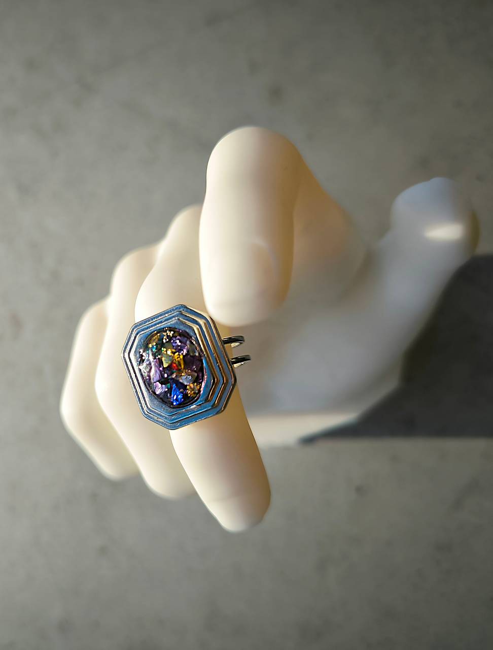 Prsteň color glass