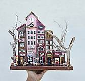 Dekorácie - Dekorácia vintage domčeky ,,Shopping Street,, - 16773830_