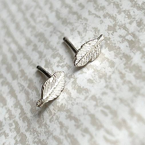 Feather AG925 Stud Earrings / Náušnice pierka AG925 E046