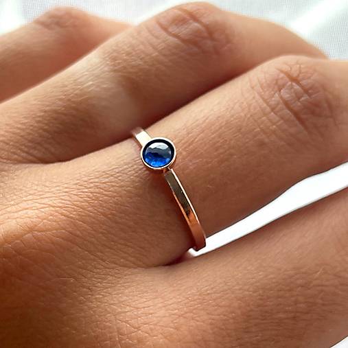 Kyanite AG925 Rose Gold Plated Ring / Jemný strieborný pozlátený prsteň s kyanitom E046